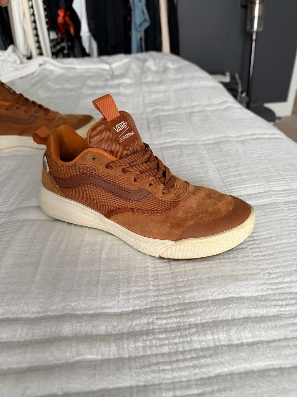 Vans UltraRange EXO SE Sneakers Cream/Orange Lightweight Comfort - Picture 6 of 15